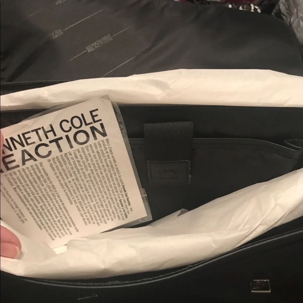 Kenneth Cole reaction Laptop briefcase. New - Picture 4 of 5